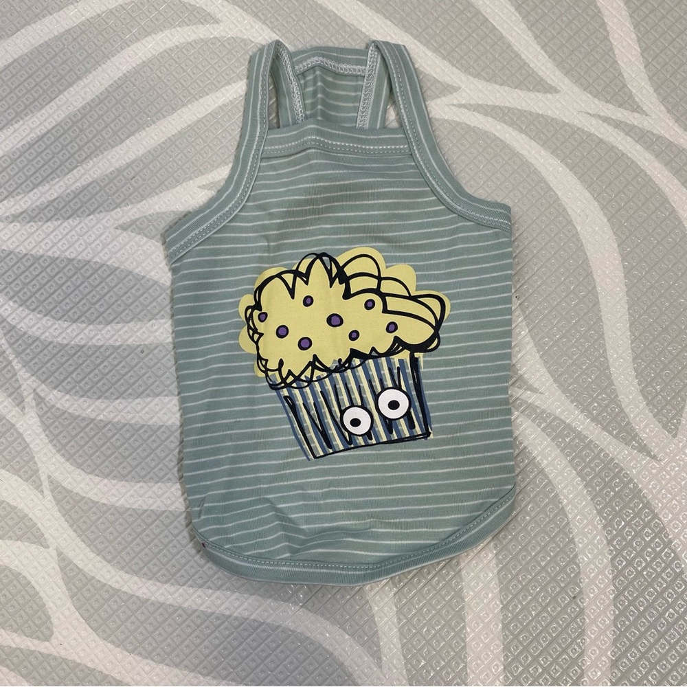 Hairless cat or little dog medium  shirt